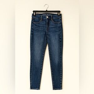 American Eagle Hi-Rise Jegging Size 6R | Next Level Stretch Skinny Jeans